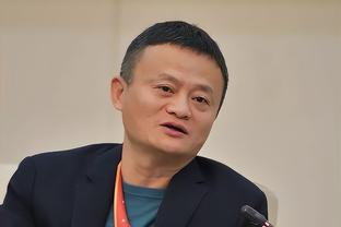 闵鹿蕾：费尔德右膝浮肿严重 福建三分球产量最多&我们要做好防守